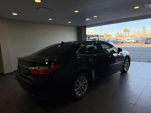 2014 Lexus ES 300h Base