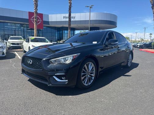 2022 INFINITI Q50 LUXE