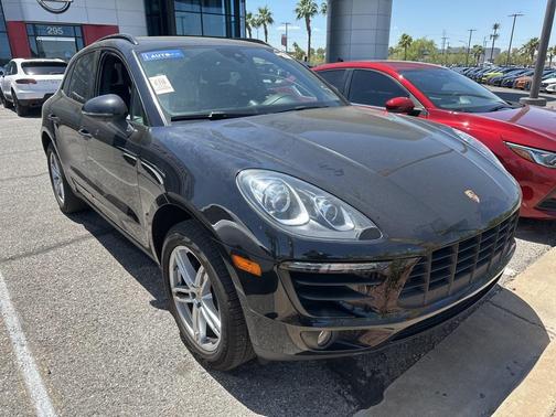 2018 Porsche Macan Base
