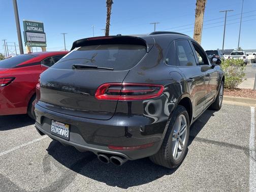 2018 Porsche Macan Base