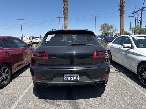 2018 Porsche Macan Base