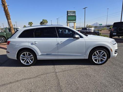 2017 Audi Q7 3.0T Premium Plus