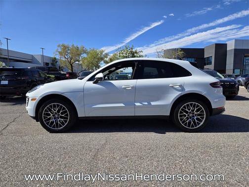2018 Porsche Macan Base