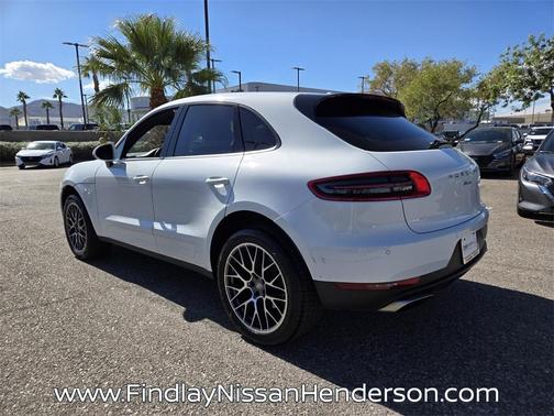 2018 Porsche Macan Base