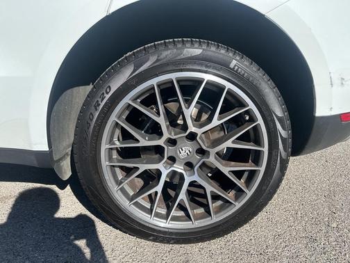 2018 Porsche Macan Base