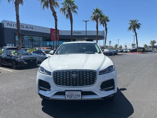 Fuji White 2022 Jaguar F-PACE S