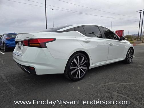 2022 Nissan Altima 2.5 SR