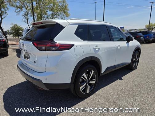 2025 Nissan Rogue SL