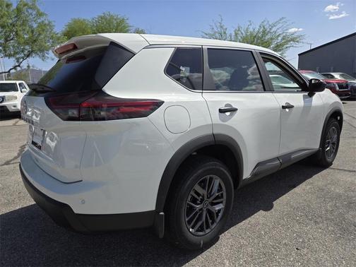 2025 Nissan Rogue S