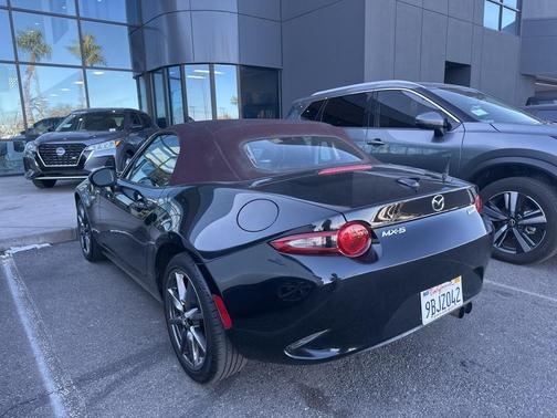 2018 Mazda MX-5 Miata Grand Touring
