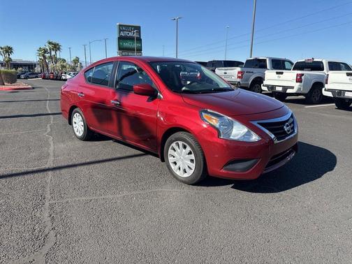 Red 2017 Nissan Versa 1.6 SV