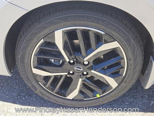 2025 Nissan Versa 1.6 SR