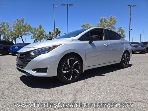 2025 Nissan Versa 1.6 SR