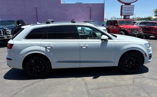 Glacier White Metallic 2018 Audi Q7 3.0T Prestige