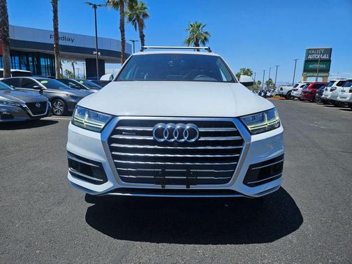 Glacier White Metallic 2018 Audi Q7 3.0T Prestige