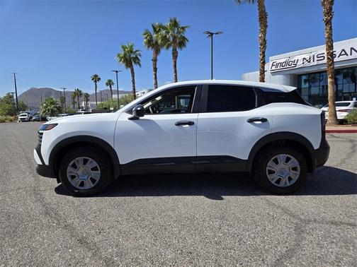 2025 Nissan Kicks S