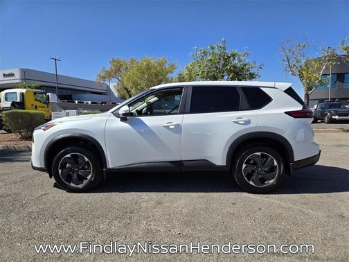2025 Nissan Rogue SV