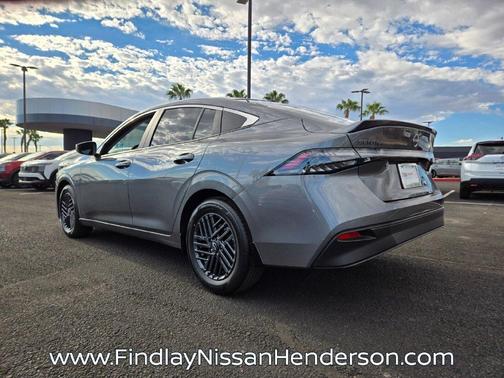 Gun Metallic 2027 Nissan Sentra SV