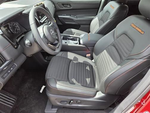 2025 Nissan Pathfinder Rock Creek