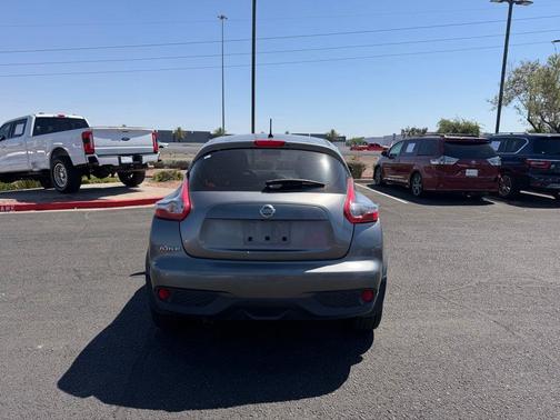 Gun Metallic 2017 Nissan Juke S