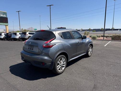 Gun Metallic 2017 Nissan Juke S