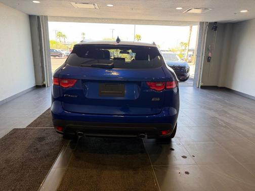 Caesium Blue 2018 Jaguar F-PACE 25t R-Sport