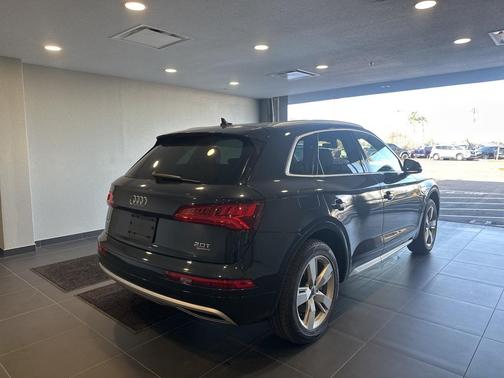 2018 Audi Q5 2.0T Tech Premium