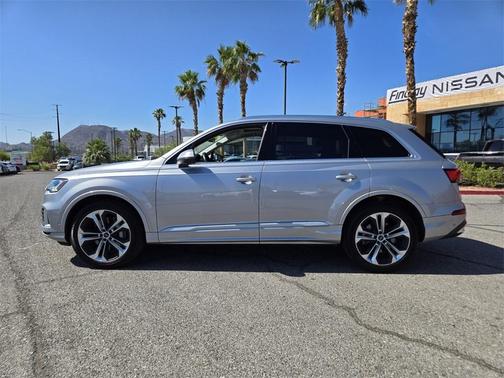 2020 Audi Q7 55 Premium Plus