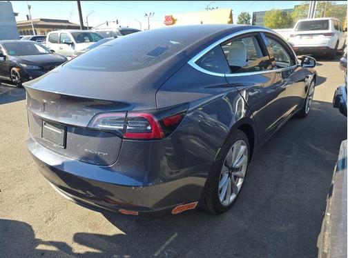 Midnight Silver Metallic 2020 Tesla Model 3 Long Range