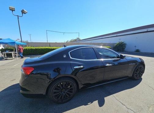 Nero Ribelle Metallic 2021 Maserati Ghibli Base