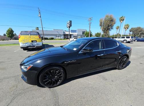 Nero Ribelle Metallic 2021 Maserati Ghibli Base