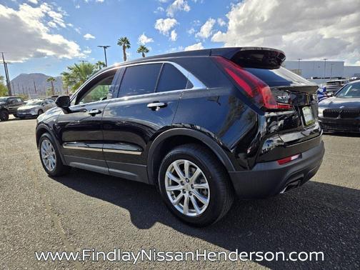 Stellar Black Metallic 2019 Cadillac XT4 Luxury
