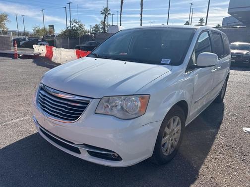 2015 Chrysler Town & Country Touring