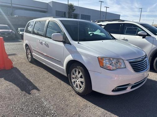 2015 Chrysler Town & Country Touring