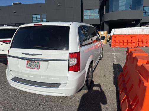 2015 Chrysler Town & Country Touring