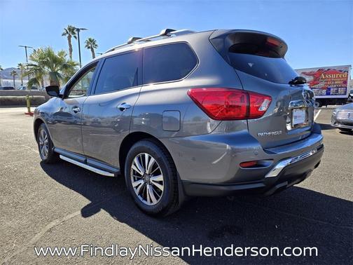 2019 Nissan Pathfinder SV
