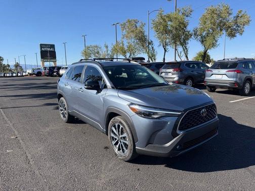 CELESTITE 2025 Toyota Corolla Cross XLE
