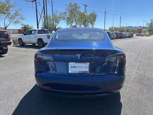 Deep Blue Metallic 2018 Tesla Model 3 Long Range