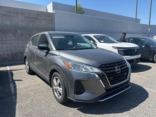 2022 Nissan Kicks S