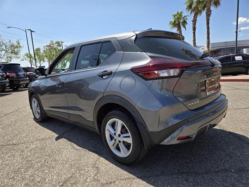 2022 Nissan Kicks S