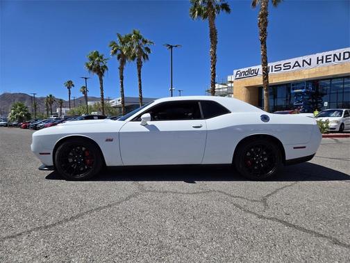 2016 Dodge Challenger SRT 392