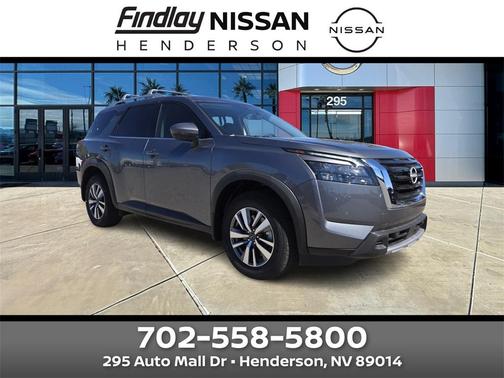 2025 Nissan Pathfinder SL
