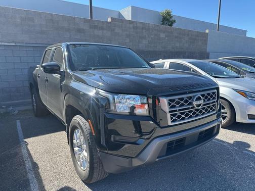 2022 Nissan Frontier SV