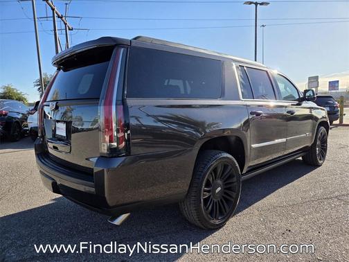 2017 Cadillac Escalade ESV Platinum
