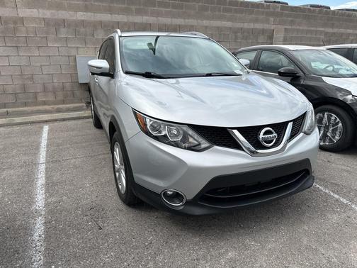 2017 Nissan Rogue Sport SV