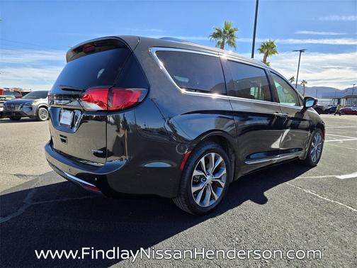 2017 Chrysler Pacifica Limited