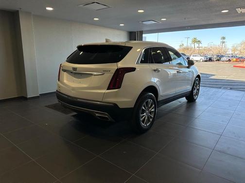 2020 Cadillac XT5 Premium Luxury