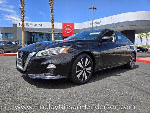 Black 2019 Nissan Altima 2.5 SV