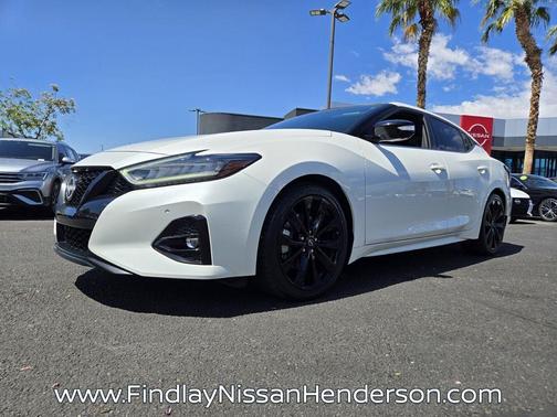White 2023 Nissan Maxima SR