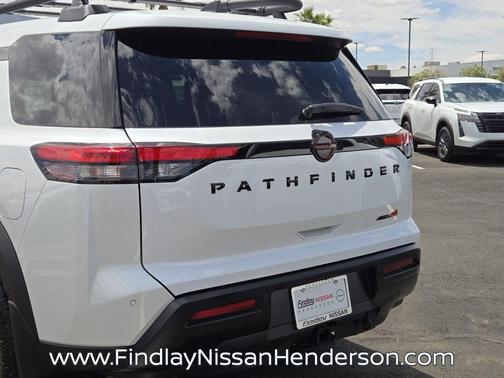 Everest White P 2026 Nissan Pathfinder Rock Creek
